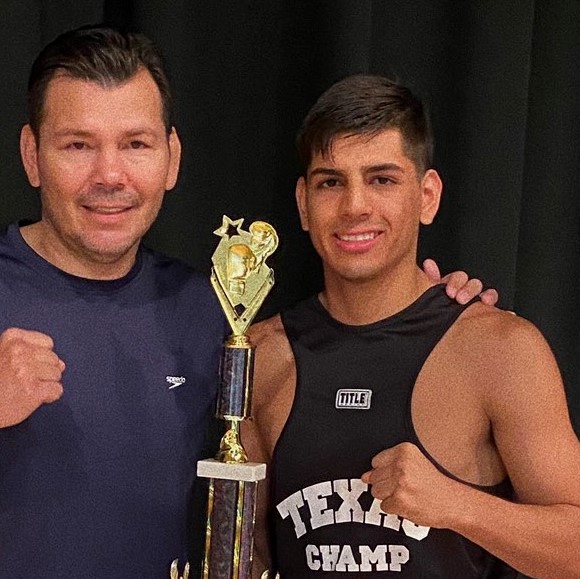 Giovanni Márquez wins pro debut